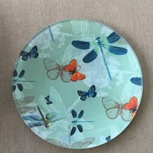 4-piece glass plate set.